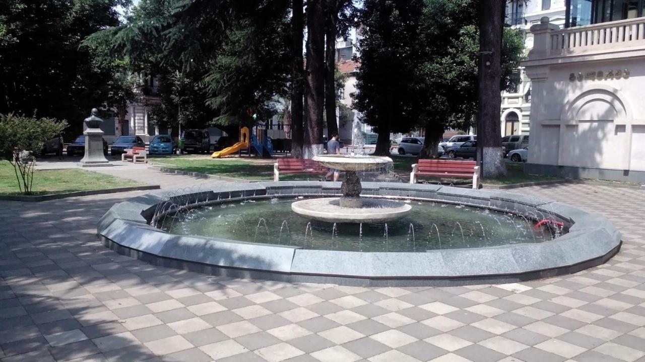 Apartament In The Centre Batumi Luaran gambar