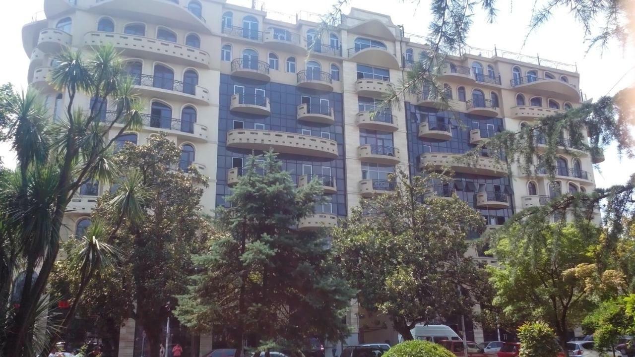 Apartament In The Centre Batumi Luaran gambar